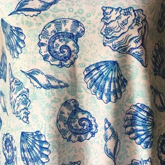 Tropical Seashell Print Top - Picture 1 of 4